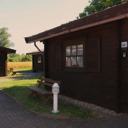 Abb Sportcenter Gaensefurth, Doppelzimmer Ohne Kueche, Standard Doppelzimmer Mit Kueche Hecklingen  Exterior foto